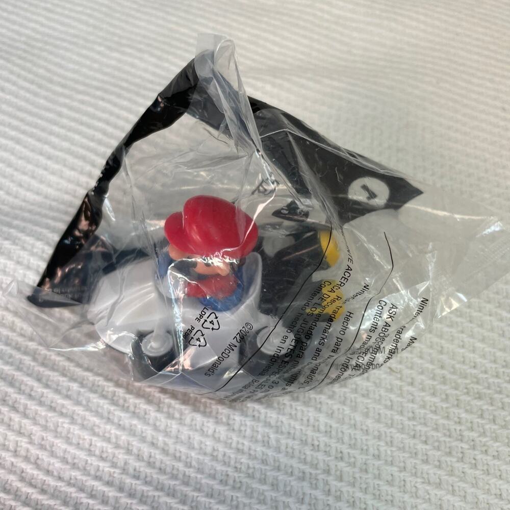 Mario Kart Mcdonalds Happy Meal toy